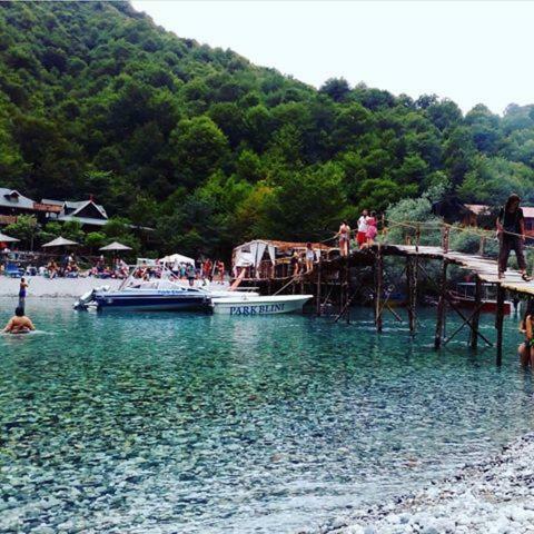 Park Blini Shala River Gasthof